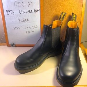 Dr. Mertens 2976 black Chelsea boot brand new